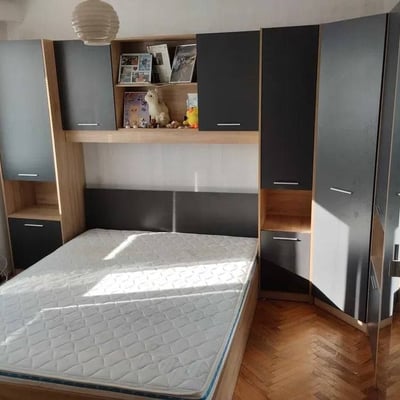 Location d’un appartement spacieux et lumineux, 75 m², quartier Bazar Levski, Varna, Bulgarie
